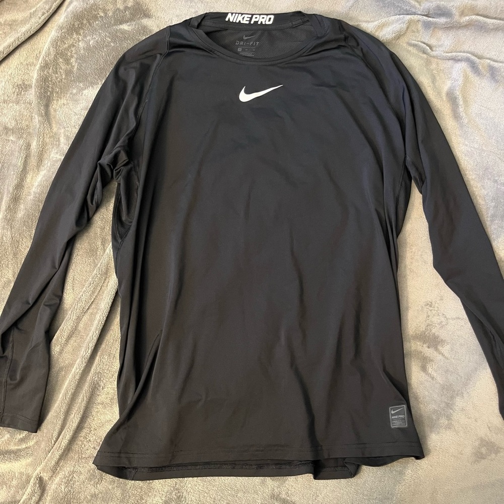 Black Nike pro long sleeve